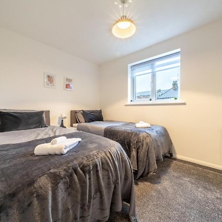 Luxury 2 Bed Apartment Stansted Airport Bishops Stortford 비숍스토포드 외부 사진