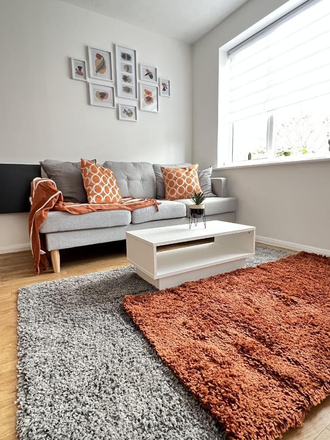 Luxury 2 Bed Apartment Stansted Airport Bishops Stortford 비숍스토포드 외부 사진